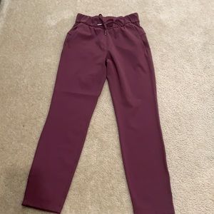 Lululemon maroon pant